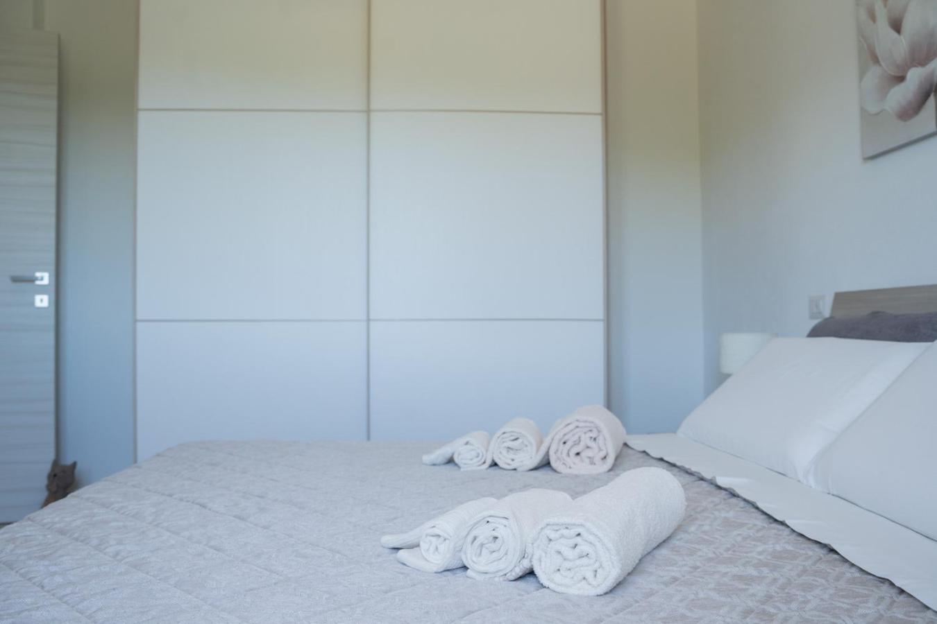 Casa Vacanze Olbia - Alebea - ภายนอก รูปภาพ