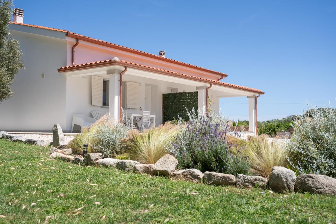 Casa Vacanze Olbia - Alebea - ภายนอก รูปภาพ