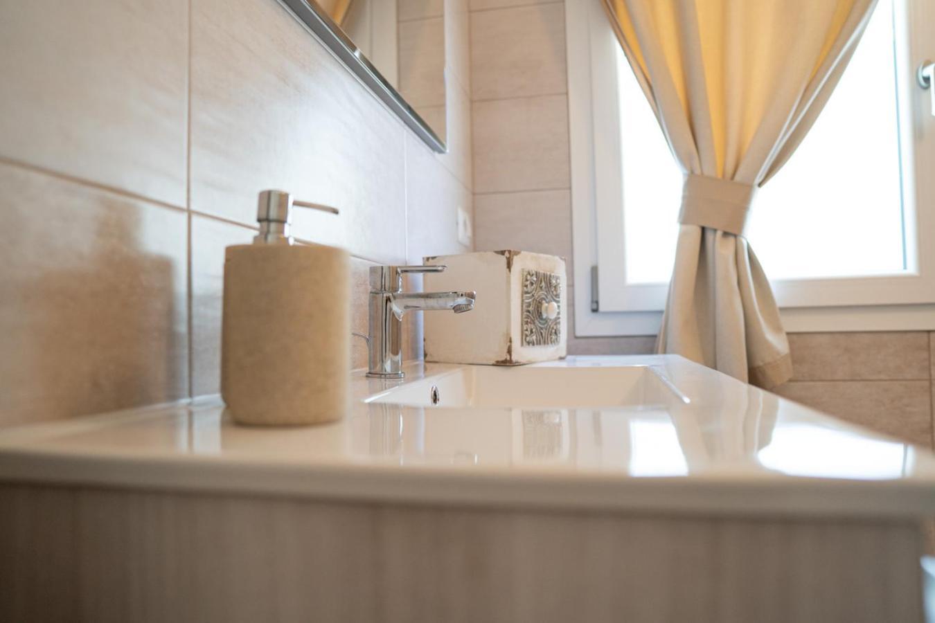 Casa Vacanze Olbia - Alebea - ภายนอก รูปภาพ